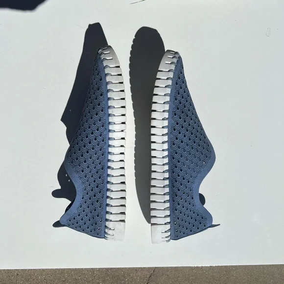 Ilse Jacobsen Blue Slip-On Flats - Picture 2 of 7